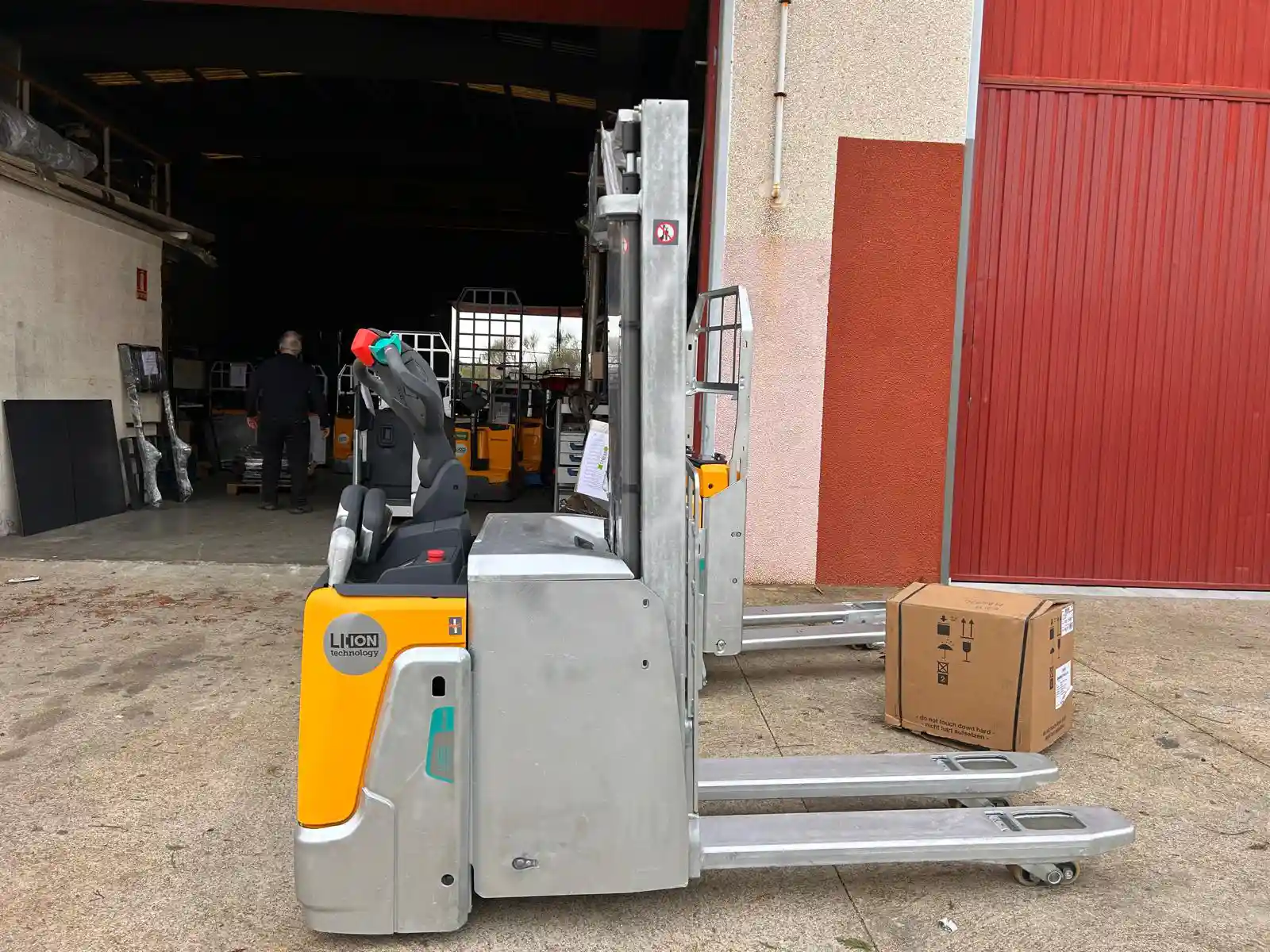 Pieza con galvanizado industrial anticorrosión